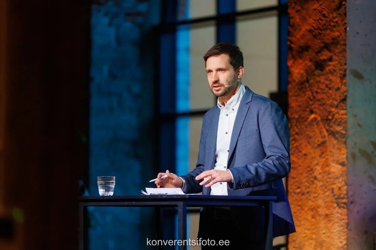 07_1092_20241107 foto Arno MIkkor_konverentsifoto