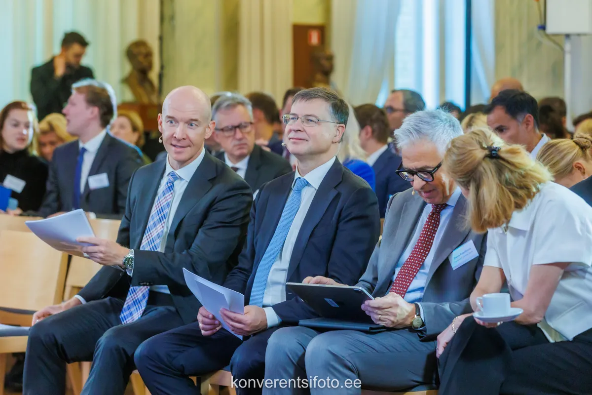1244_202500929_foto_Arno Mikkor konverentsifoto digital euro conference